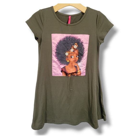 Cute 4 u girls green black queen with pearl embellished details short sleeve top - Picture 1 of 7